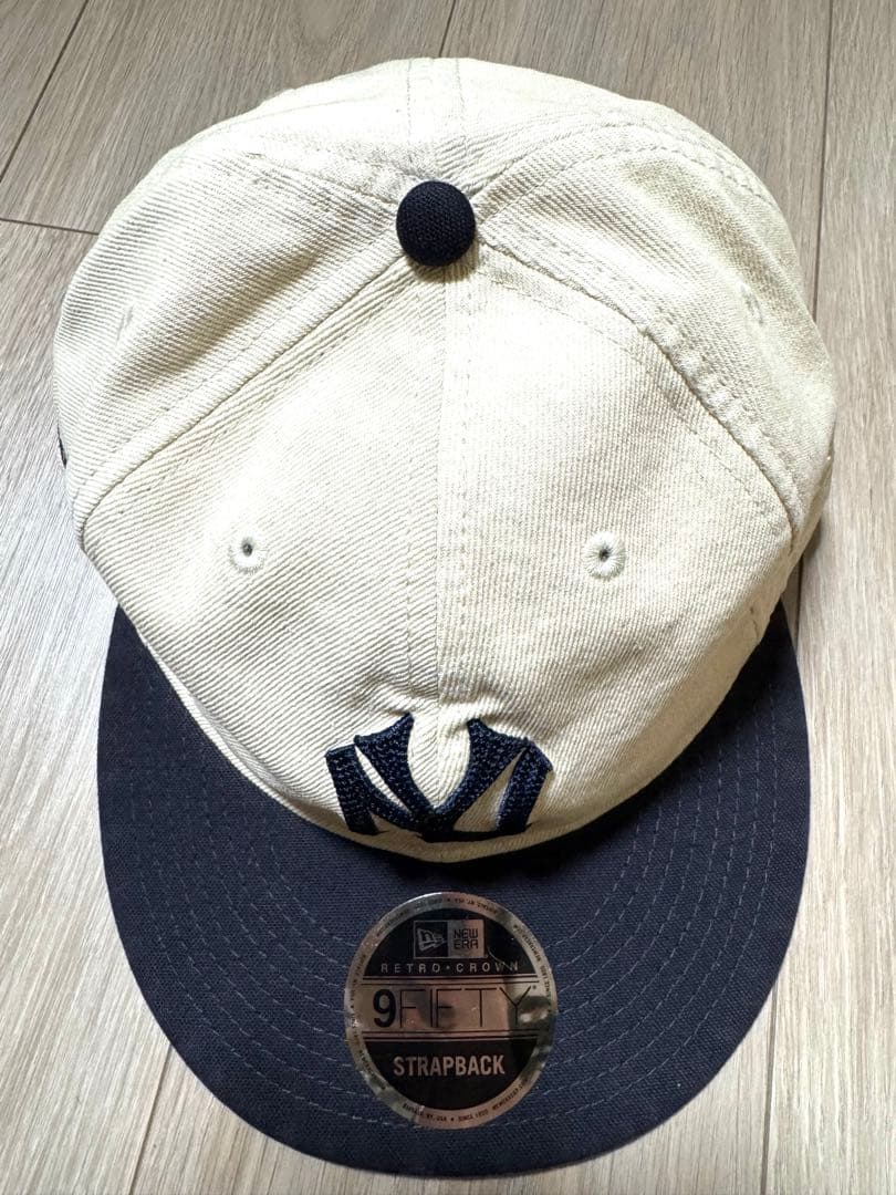 ニューエラ × モマ ニューヨーク ヤンキース レトロ クラウン キャップ