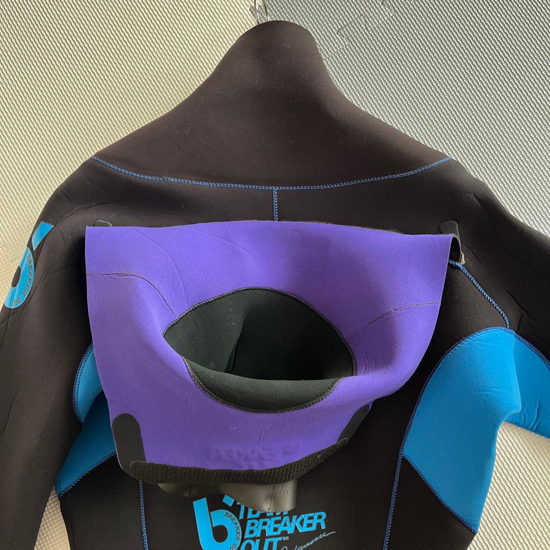 ブレーカーアウト　スーパーウルトラ　ライトドライスーツ　ブーツ付き　サーフィン