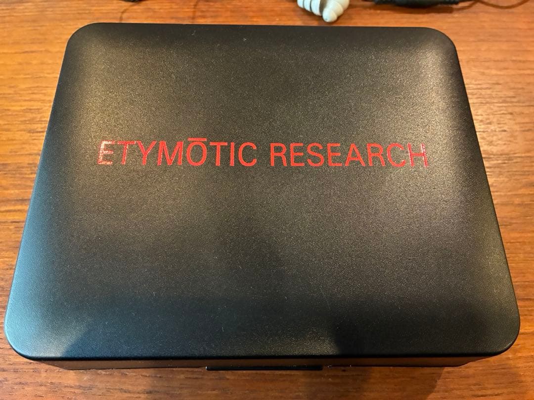 Etymotic Research イヤホン ER4
