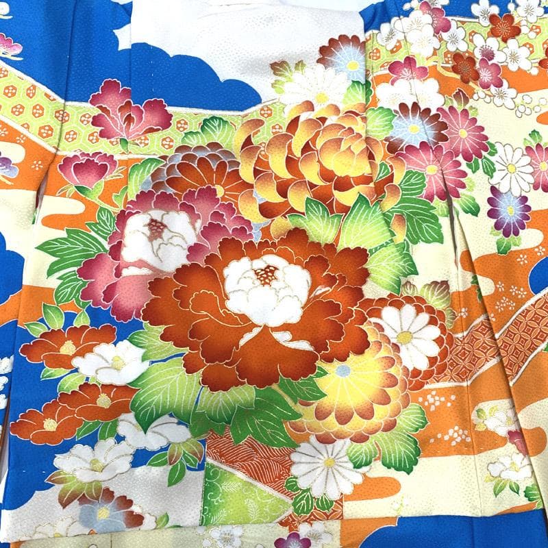 509ag39■七五三 三歳 女児 着物&被布&長襦袢 菊 牡丹 笠松■良好