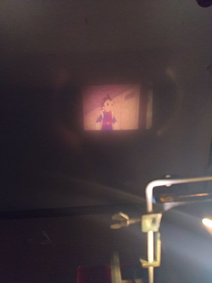 昭和レトロ　アンティーク　手動式映写機 と フィルム