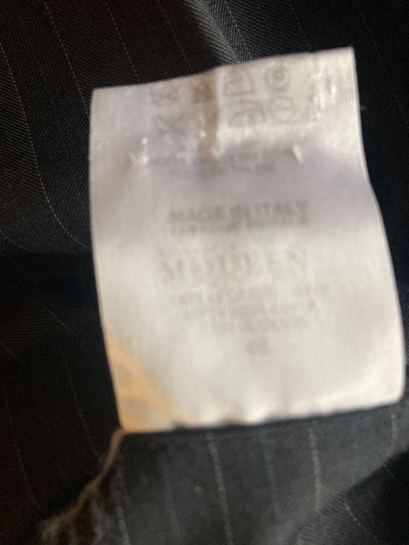 けこ【Alexander McQueen】 夏物ダークストライプ スーツ