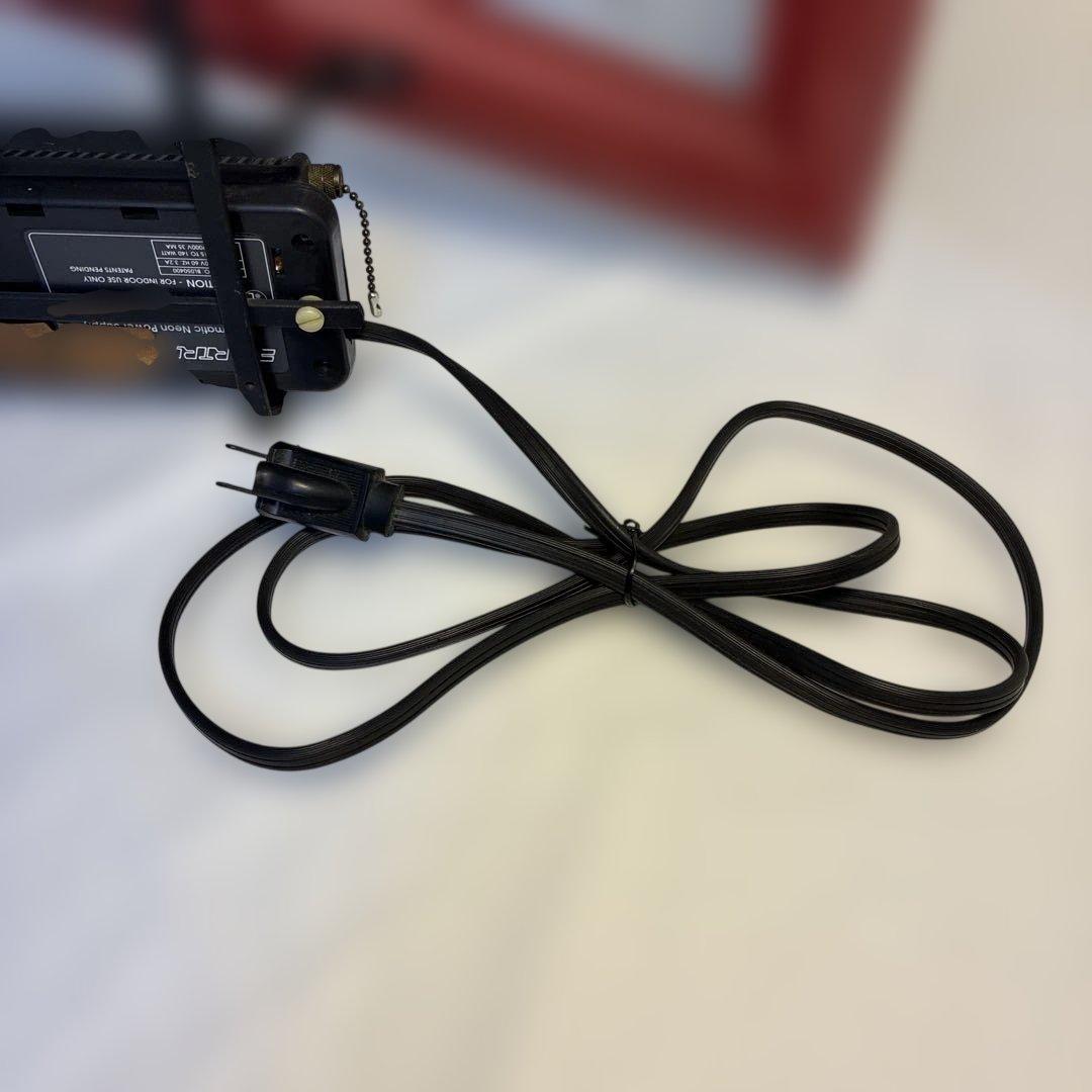 Budweiser バドワイザー　ネオンサイン