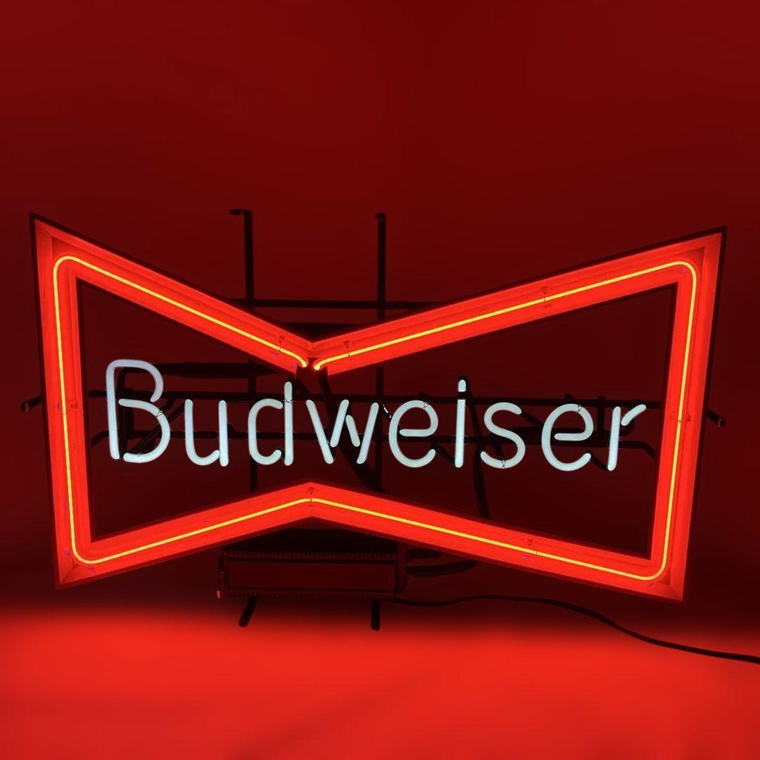 Budweiser バドワイザー　ネオンサイン