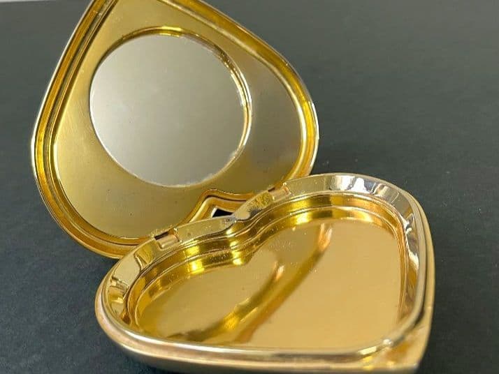 ✦イヴ・サンローラン YSL／ジュエルパウダーケース グリーン♡ヴィンテージ ✦