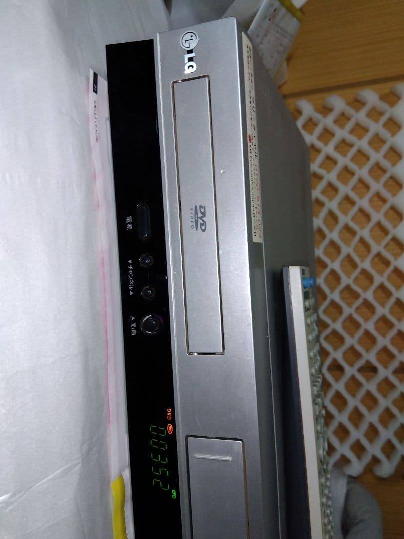 LG 　DVDプレイヤー　ビデオ　カセット　レコーダー 中古 DVCR−B300