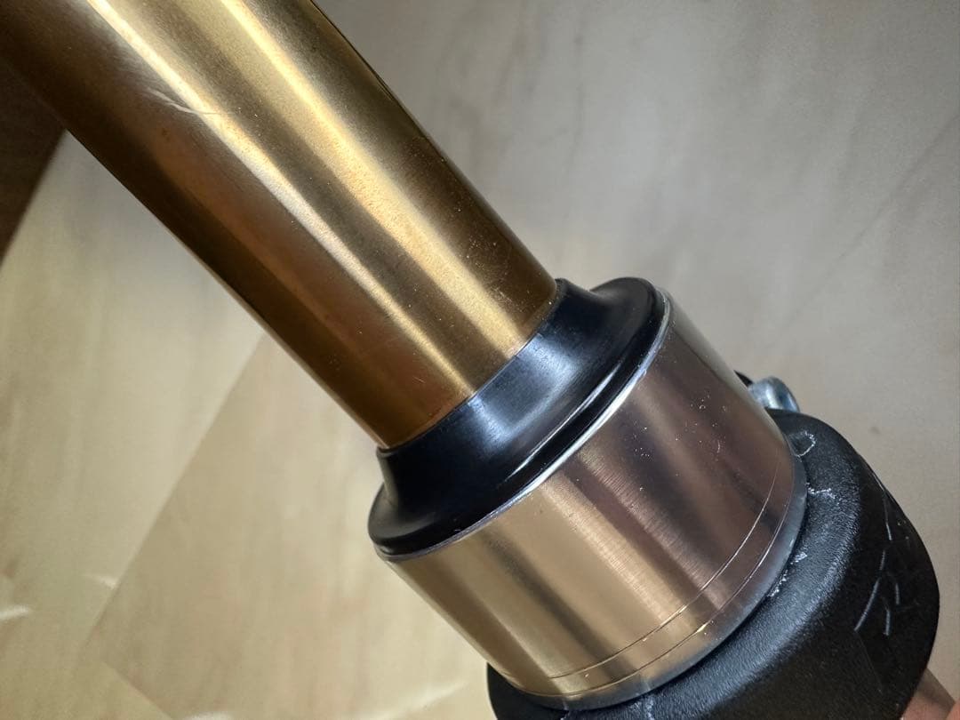 ちまちま　新品未使用　シグナスX RRGS フロントフォーク　SE12J