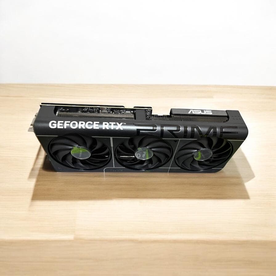 新同　ASUS GeForce RTX PRIME 5070 グラフィックカード