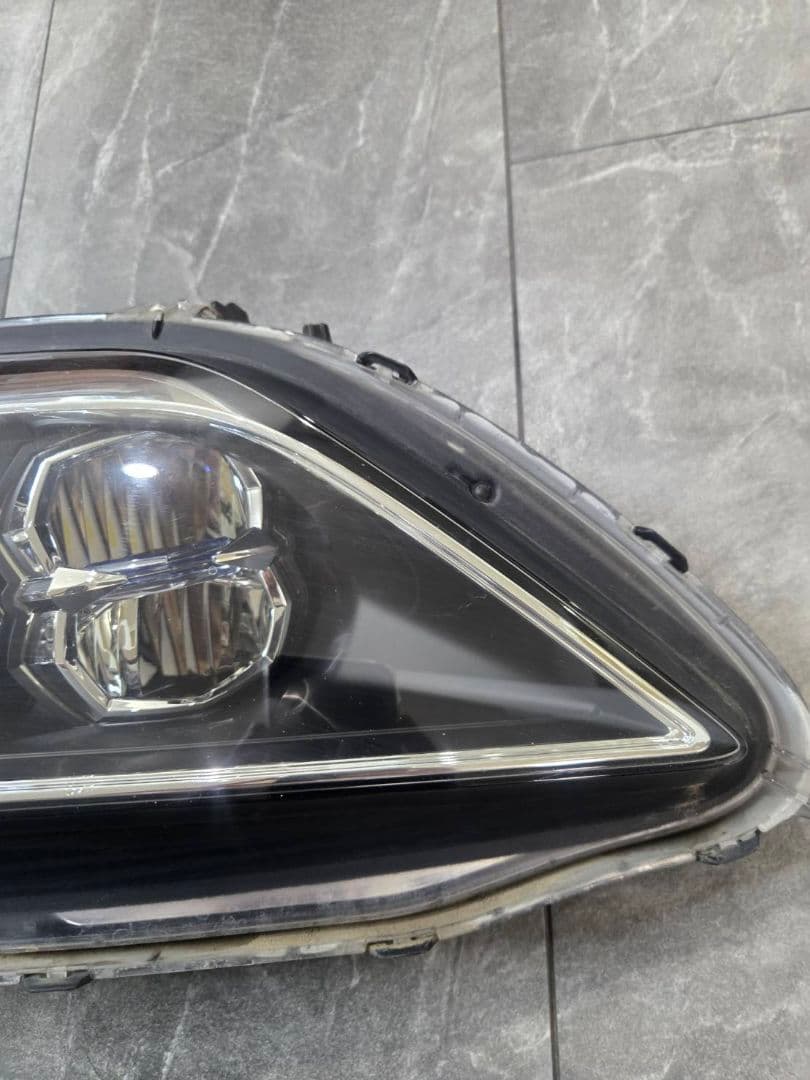 KC2　ホンダ　レジェンド　前期　ヘッドライト　運転席側