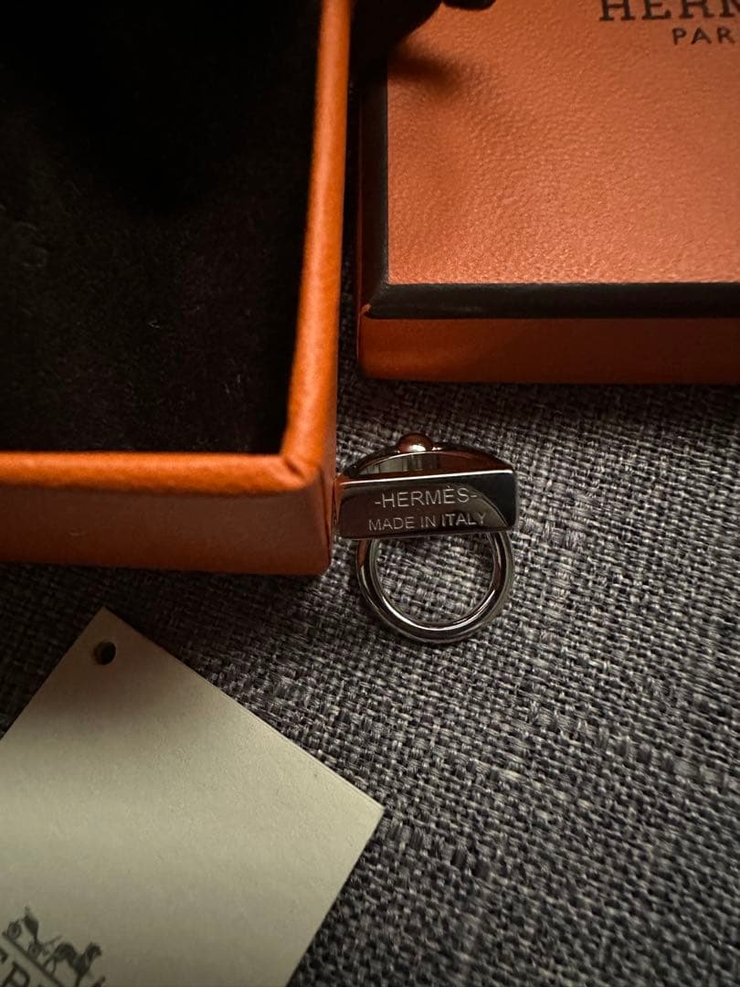 HERMES ツイリーリング馬具モチーフ