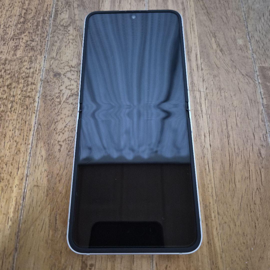 名*子様 Galaxy Z Flip6 ホワイト 国内版 SIMフリー