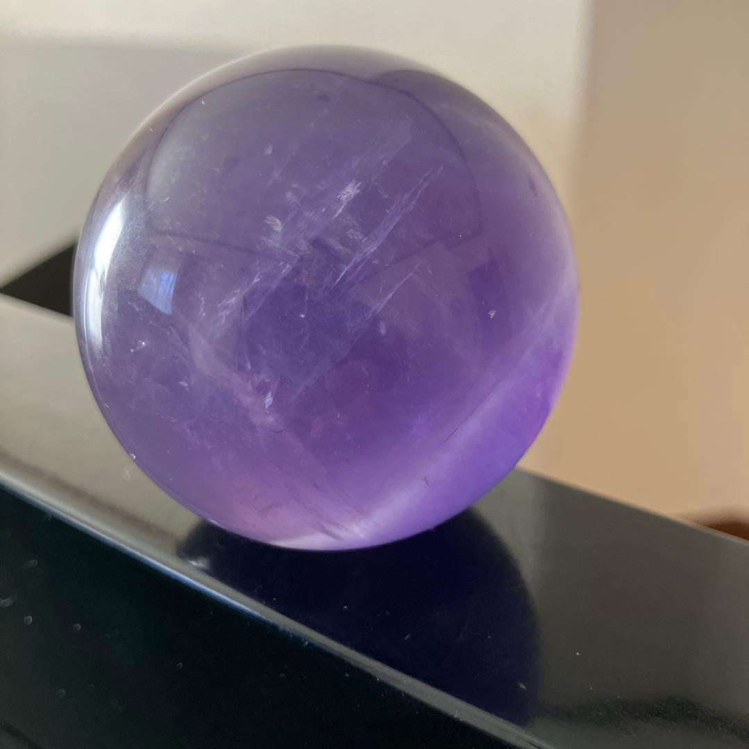 L Lさま専用菫色！フローライト　スフィア　天然石置物　E137