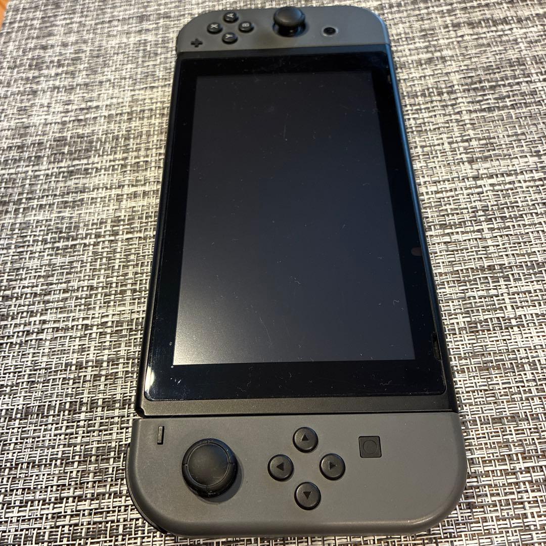 Nintendo Switch 本体 + 周辺機器 + ゲーム4本