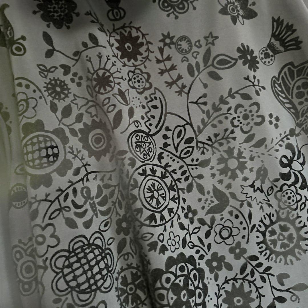 ゆ*り様 トクコ　花柄プリント フード付きジャケット 黒　TOKUKO