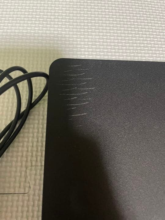 薄型！ps4 1TB！　CUH2000B！　すぐに遊べる！