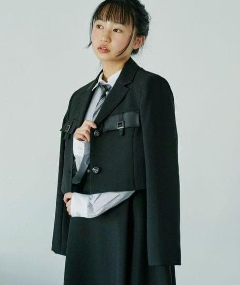 【美品】定価1.9万 フォーマル　セットアップ　女の子　キッズ　卒服 入学