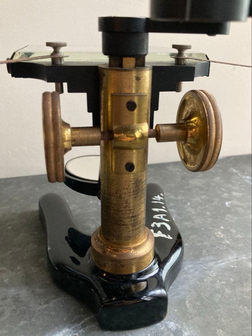 顕微鏡　台　Ernst Leitz Wetzlar /エルンストライツウェツラー