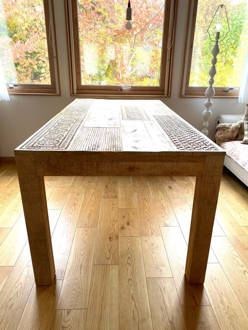 【KARE】カレ　ダイニングテーブル