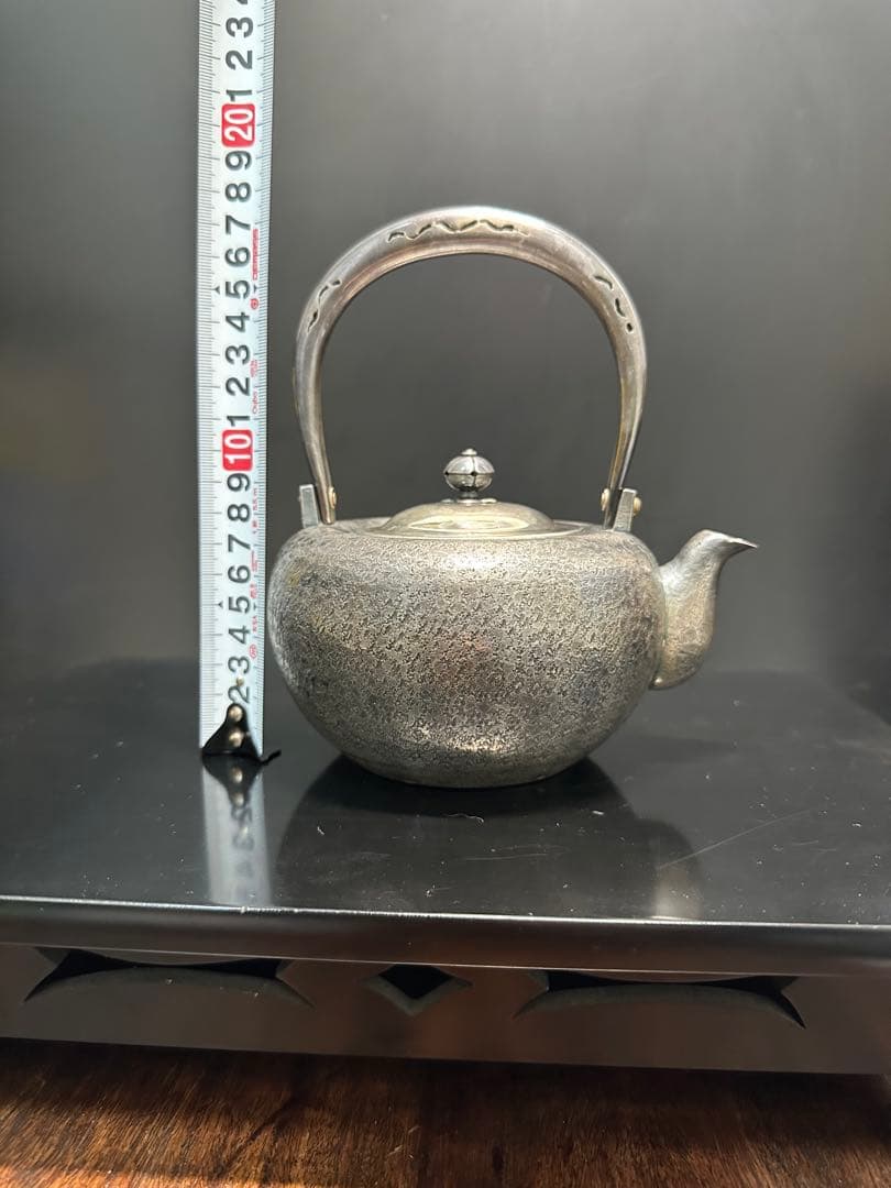 銀瓶　在銘　政晴 純銀　急須　666g 骨董　古美術