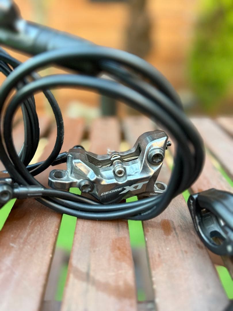 J*o様 Deore XT ブレーキセット シマノ 4ピストン リア＆フロント