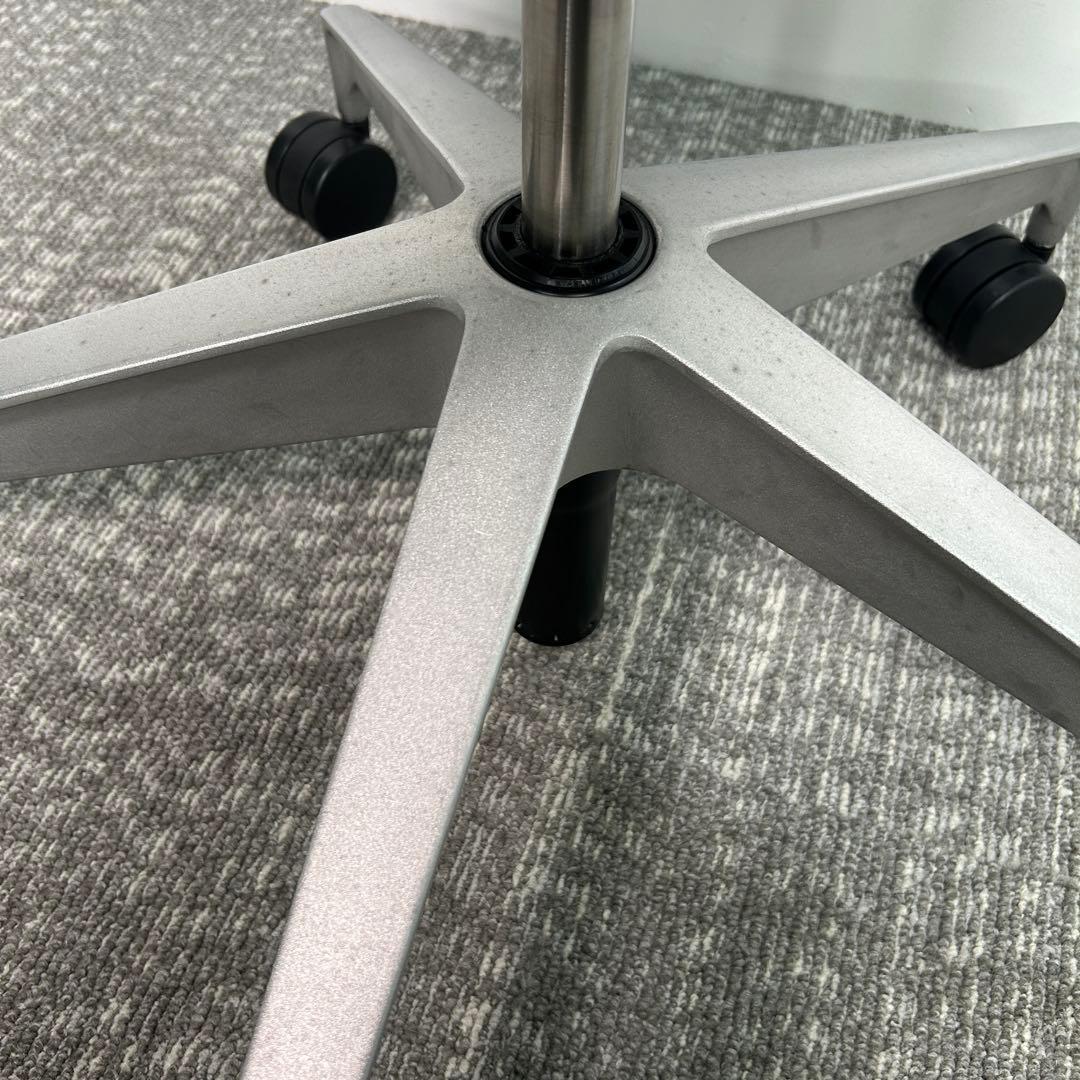 Herman millerハーマンミラーSetu（セトゥ）チェア;