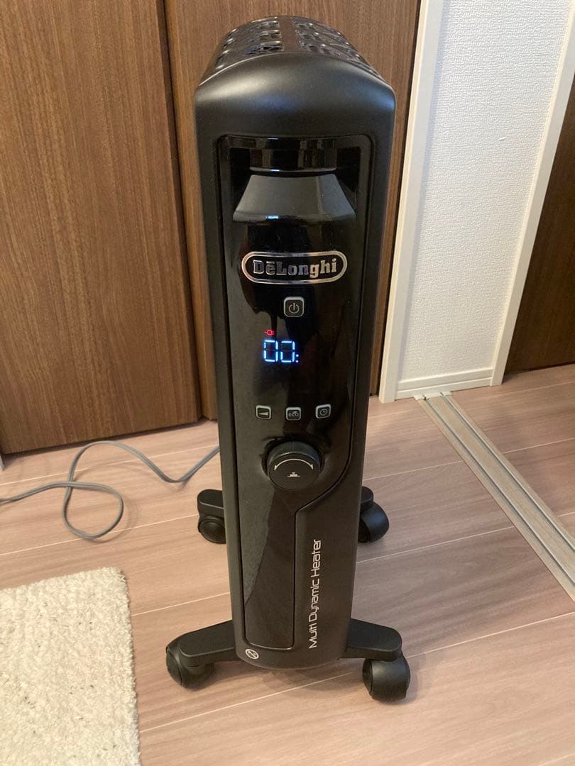 DeLonghi Multi Dynamic Heater マットブラック1台
