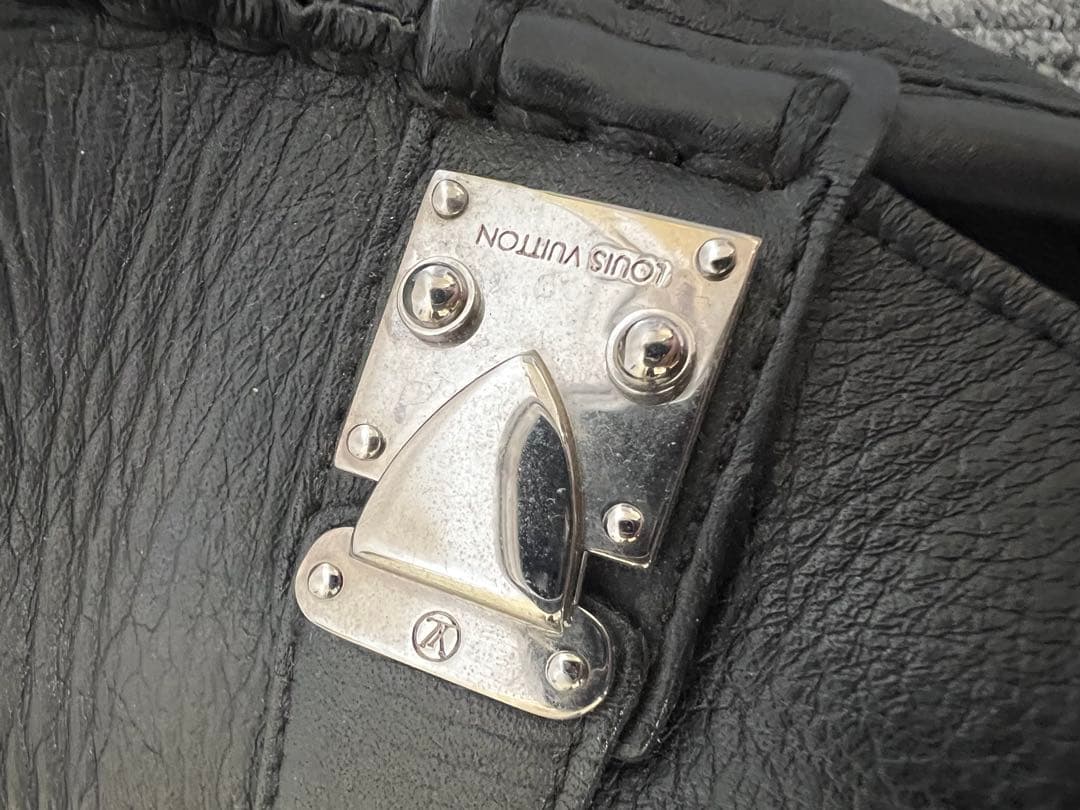 【桃椿】LOUIS VUITTON ドライビングシューズ