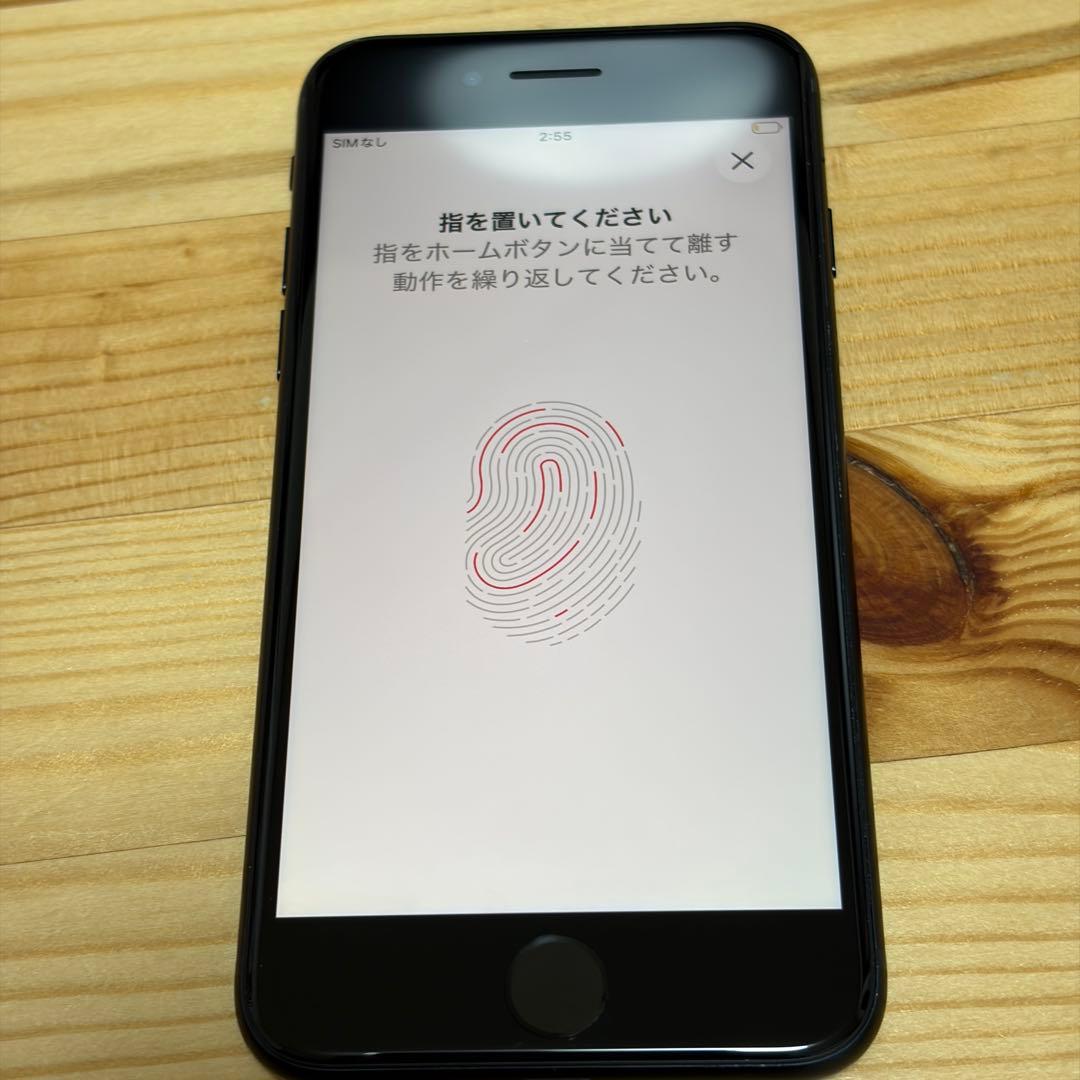 バッテリー新品　iPhoneSE第3世代64GB SIMフリー　美品