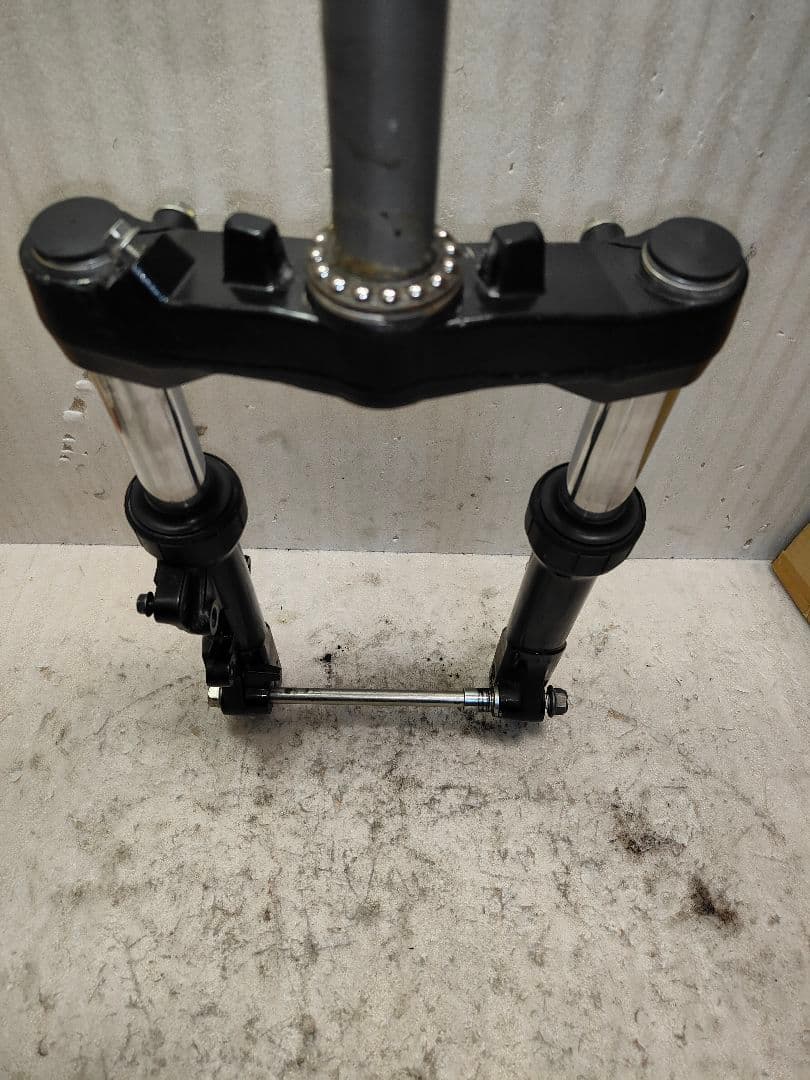 4型 シグナスX 純正フォーク ステム 曲がりオイル漏れ無し 5型にも