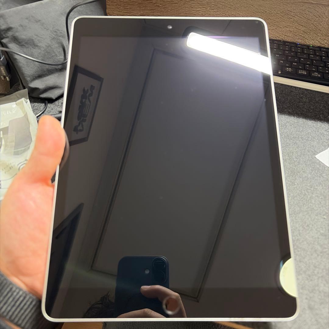 iPad9世代無印256GBシルバー WiFiモデル simフリー