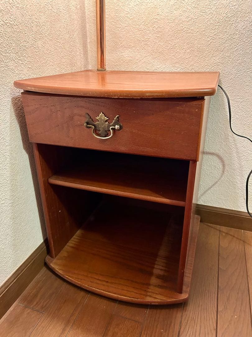 木製サイドテーブル 引き出し付き