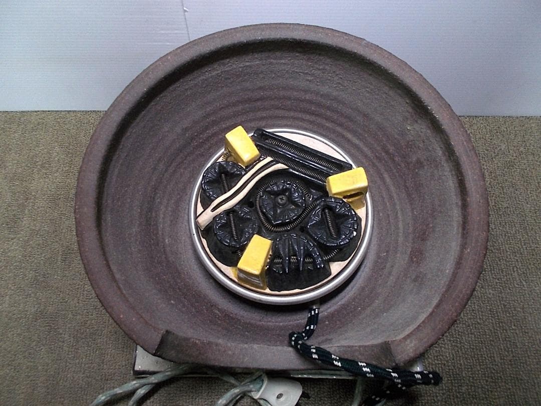 茶道具 紅型風炉 筋紋茶釜 釜環 野々田電熱器 動作品 敷板 送料込み