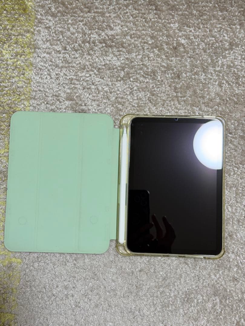 【美品】Apple iPad mini（第6世代） スターライト 本体