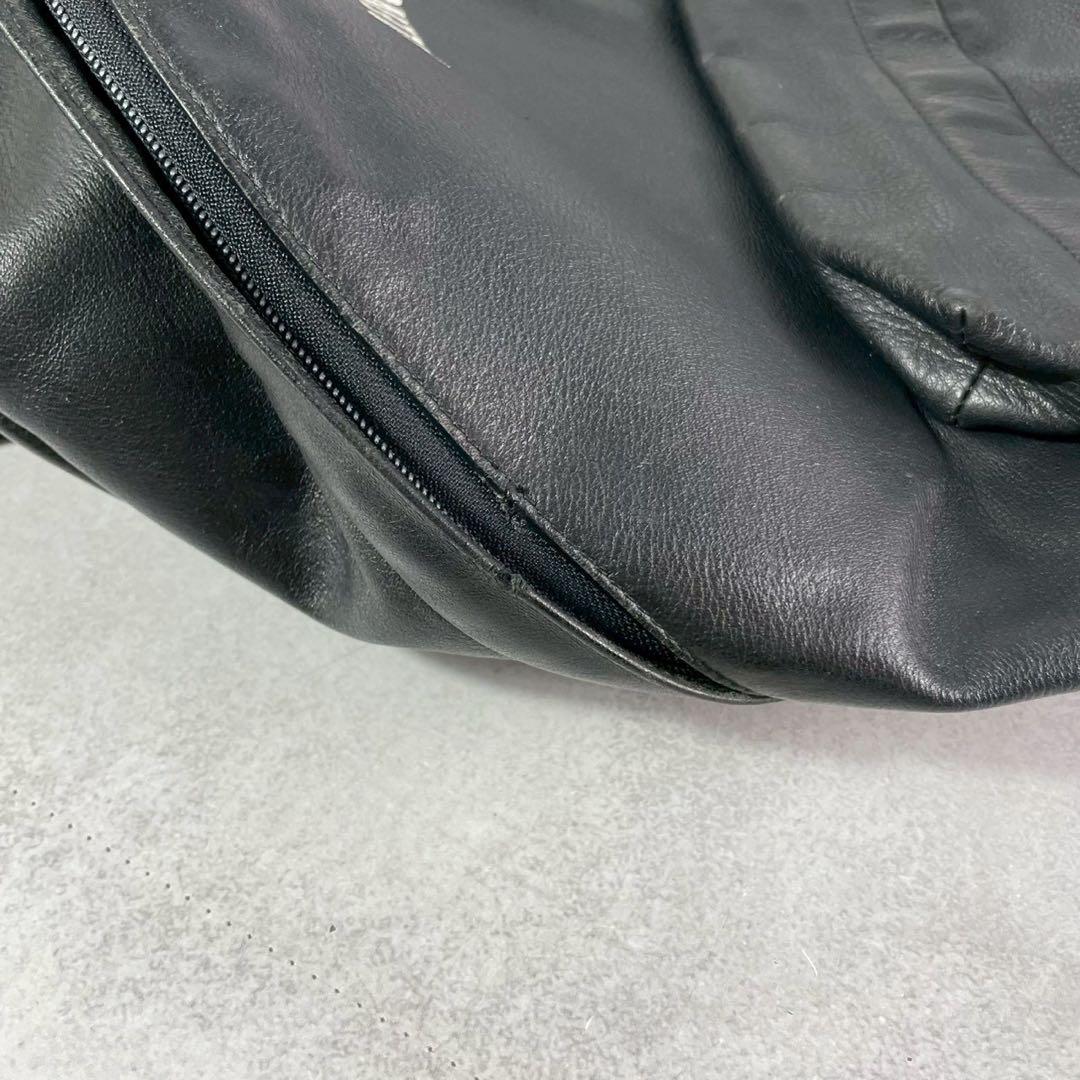 バレンシアガ エブリデイ バックパック レザー リュック ロゴ 大容量 ブラック