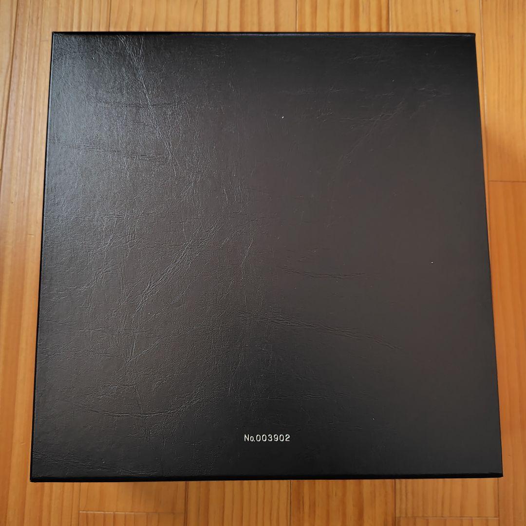 邦楽 B'z COMPLETE SINGLE BOX Black Edition