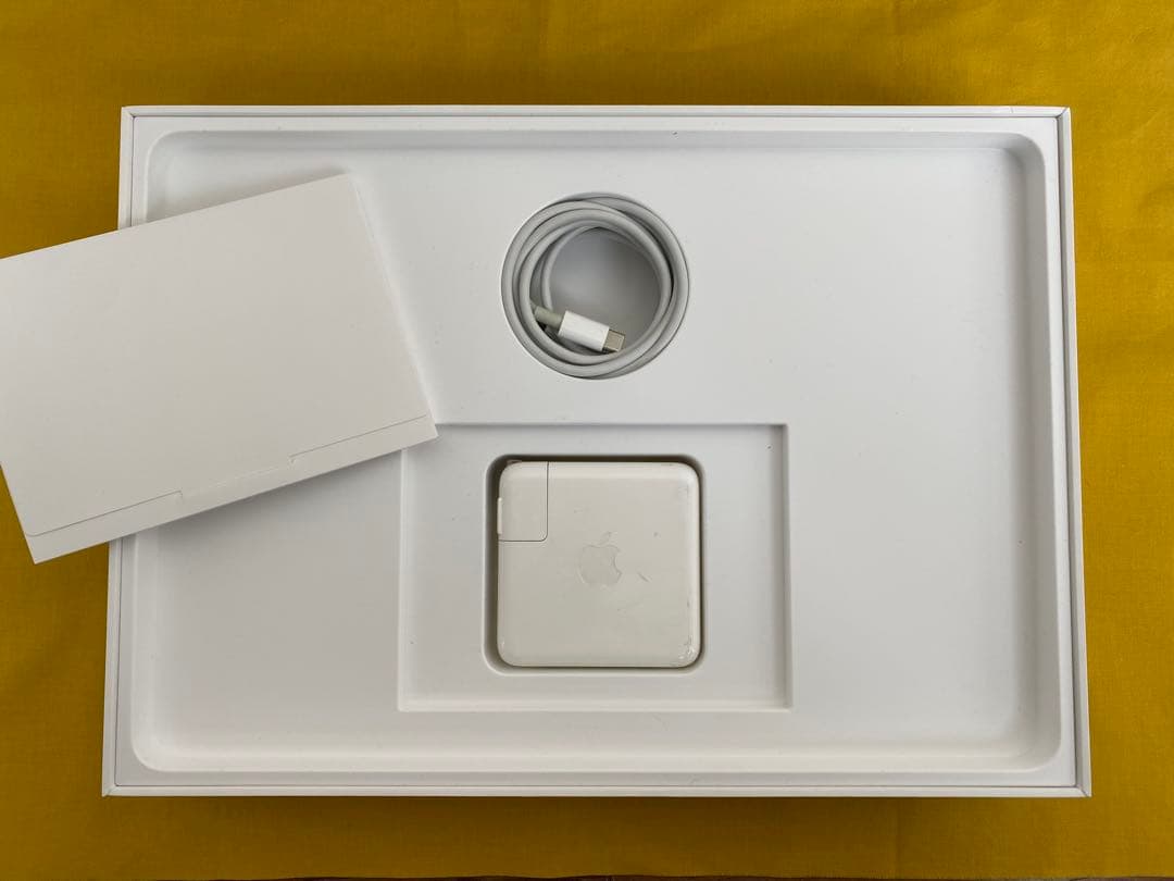 MacBookPro13-inch/2018/メモリ8GB/512GB SSD