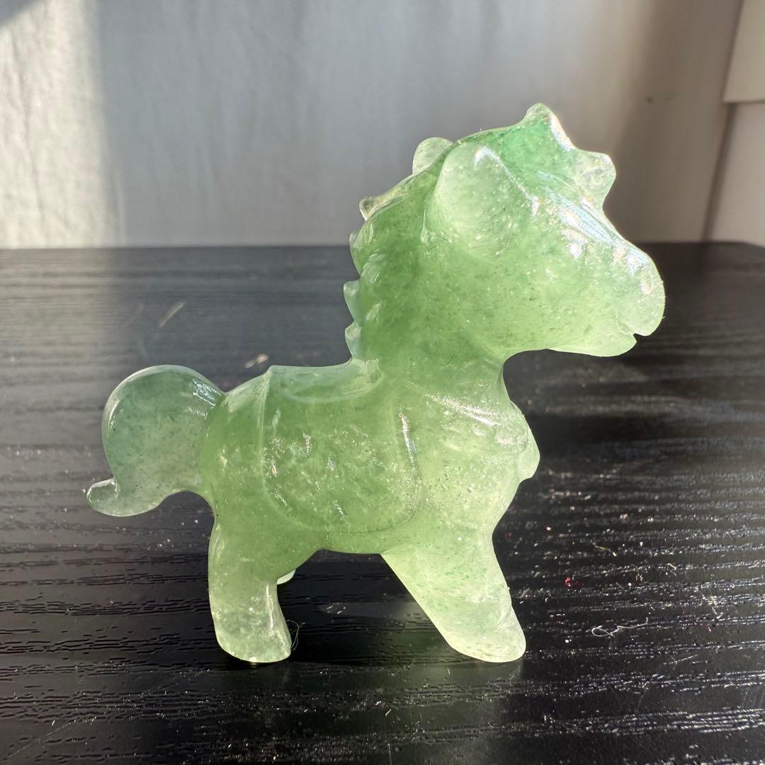 【MHUSK】天然石グリーンストロベリークォーツの馬　NO.120902
