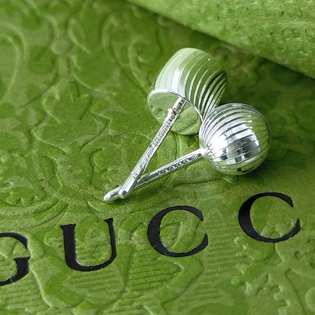 ★SALE★【GUCCI】インターロッキング　G　ボール　アシンメトリー　ピアス