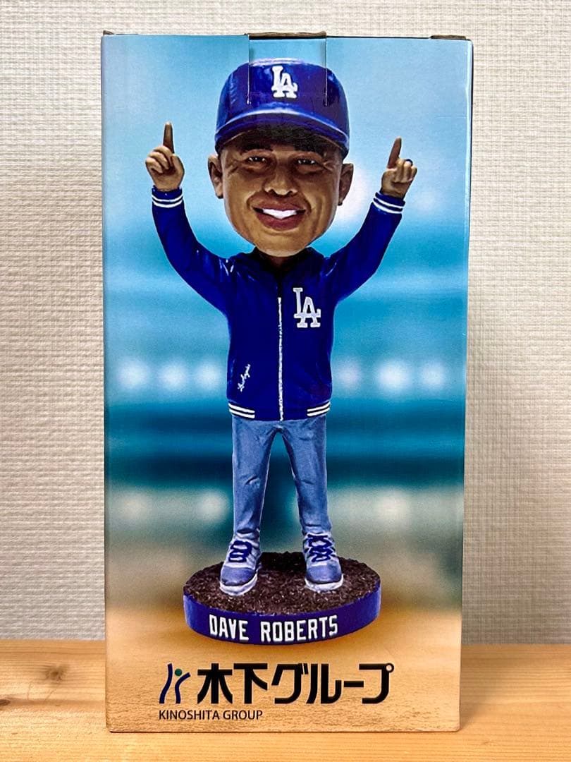 ドジャース ロバーツ監督　ボブルヘッド