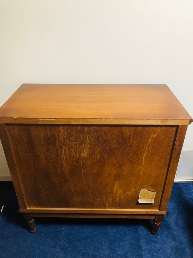 来た！アンティーク　西洋家具　キャビネット　クラシックスタイル木製タンス