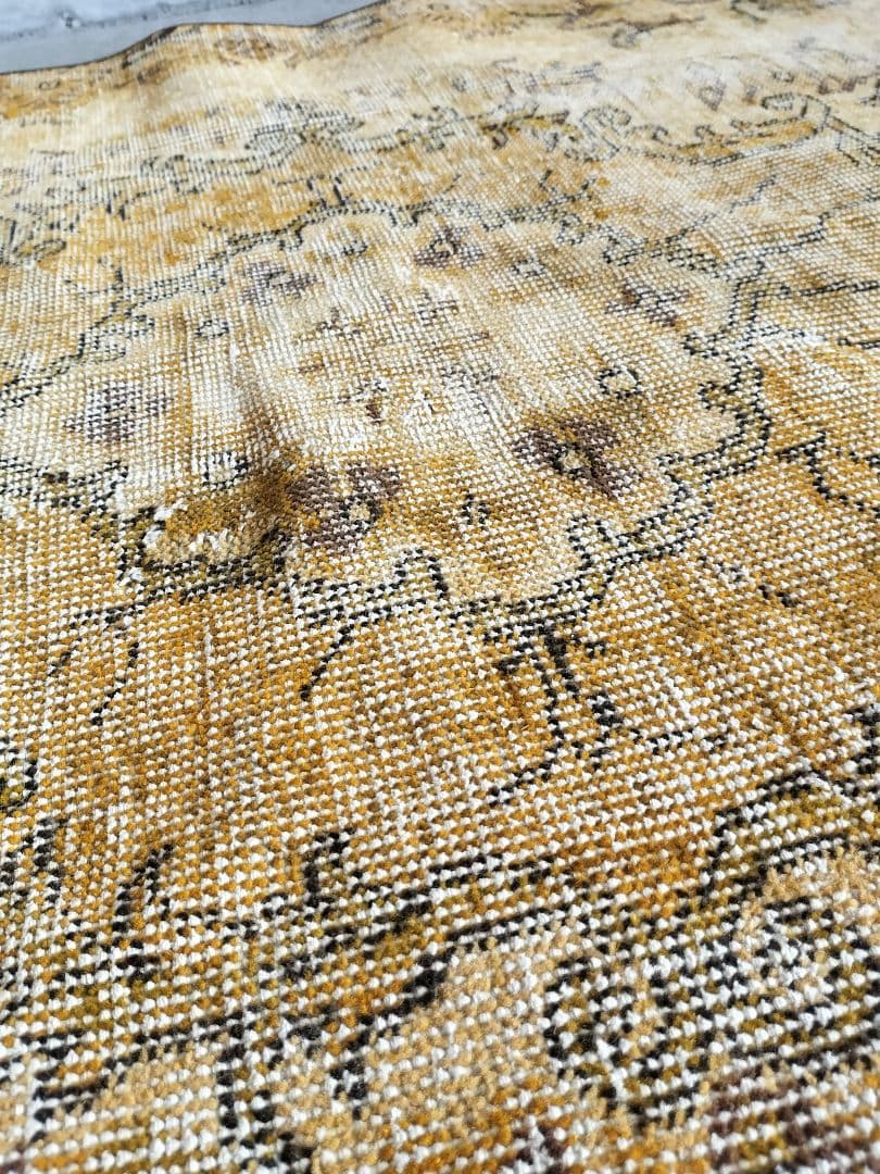 大きめ/シャビーイエローのオーバーダイヴィンテージラグ石田ゆり子さんNo.672