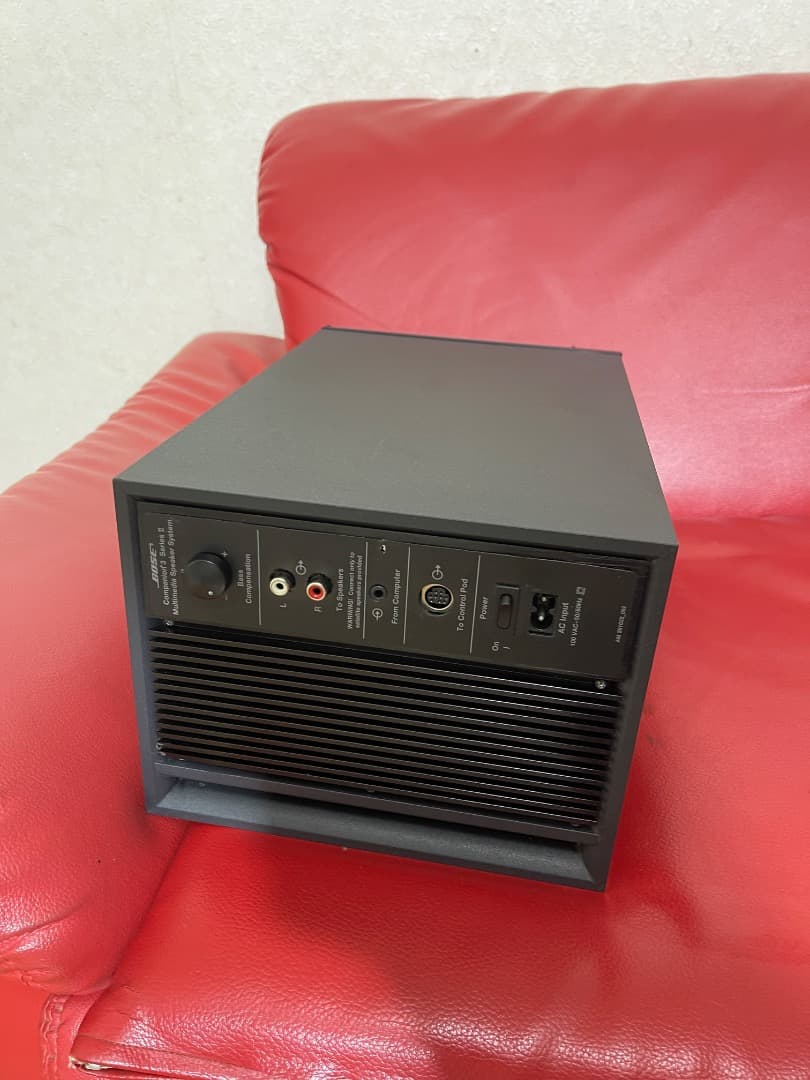 Bose companion 3 seẻies ii