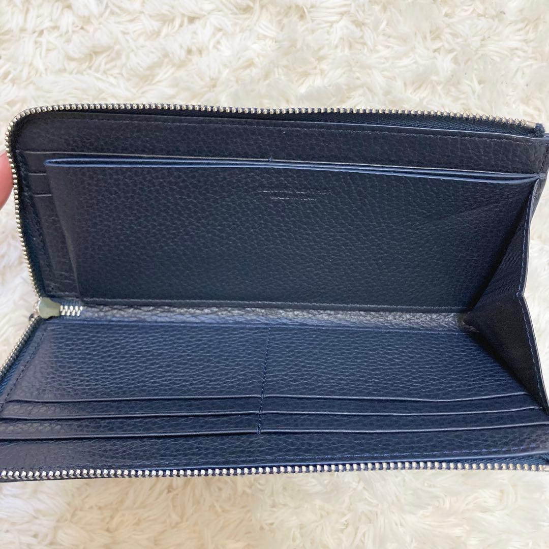 未使用級✨ 定価4.6万 イアクッチ リサッカ ウォレット L CERVO 紺