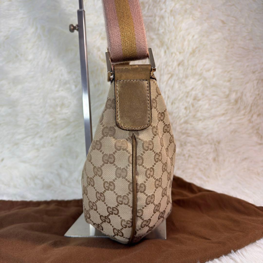 GUCCI グッチ ベージュ ゴールド ハーフムーン キャンバス シェリーライン