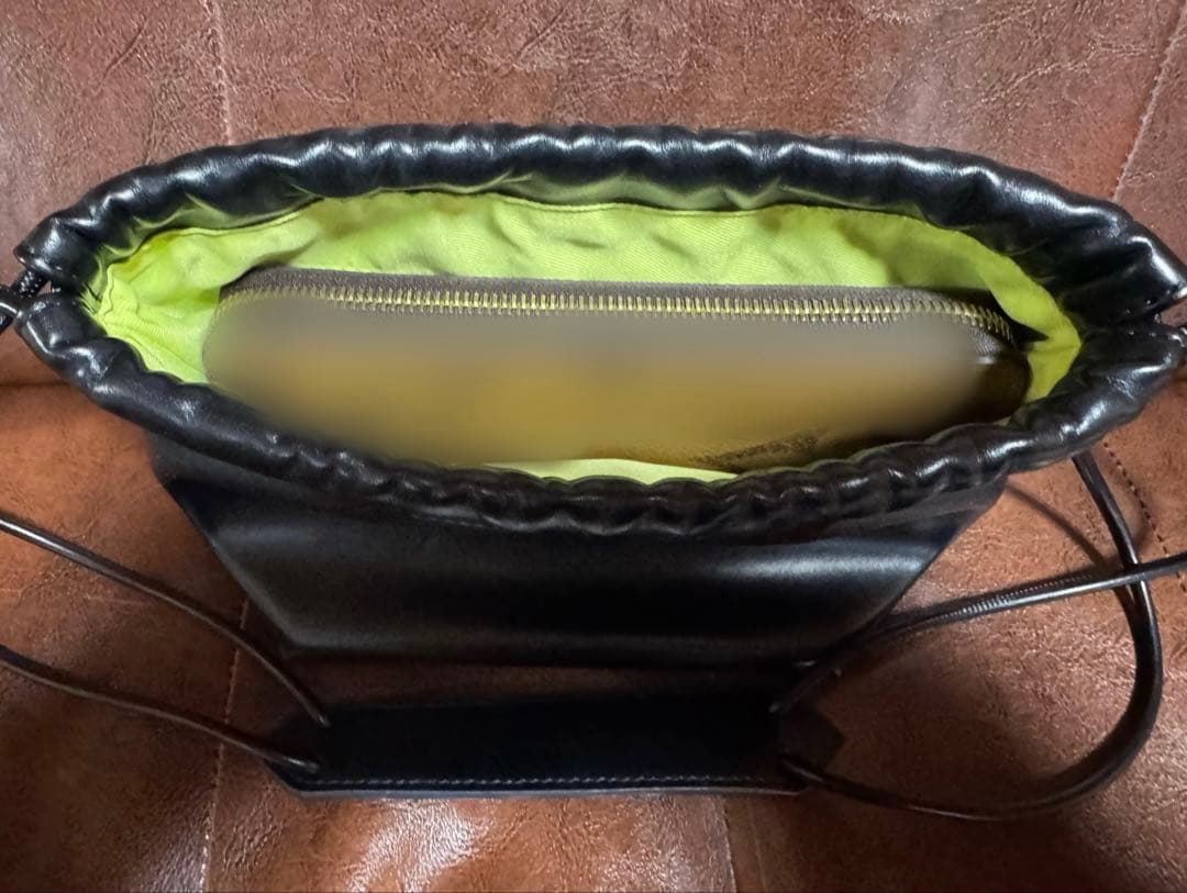 WCJ☆ソフトレザー巾着　ブラック 若槻千夏 完売品