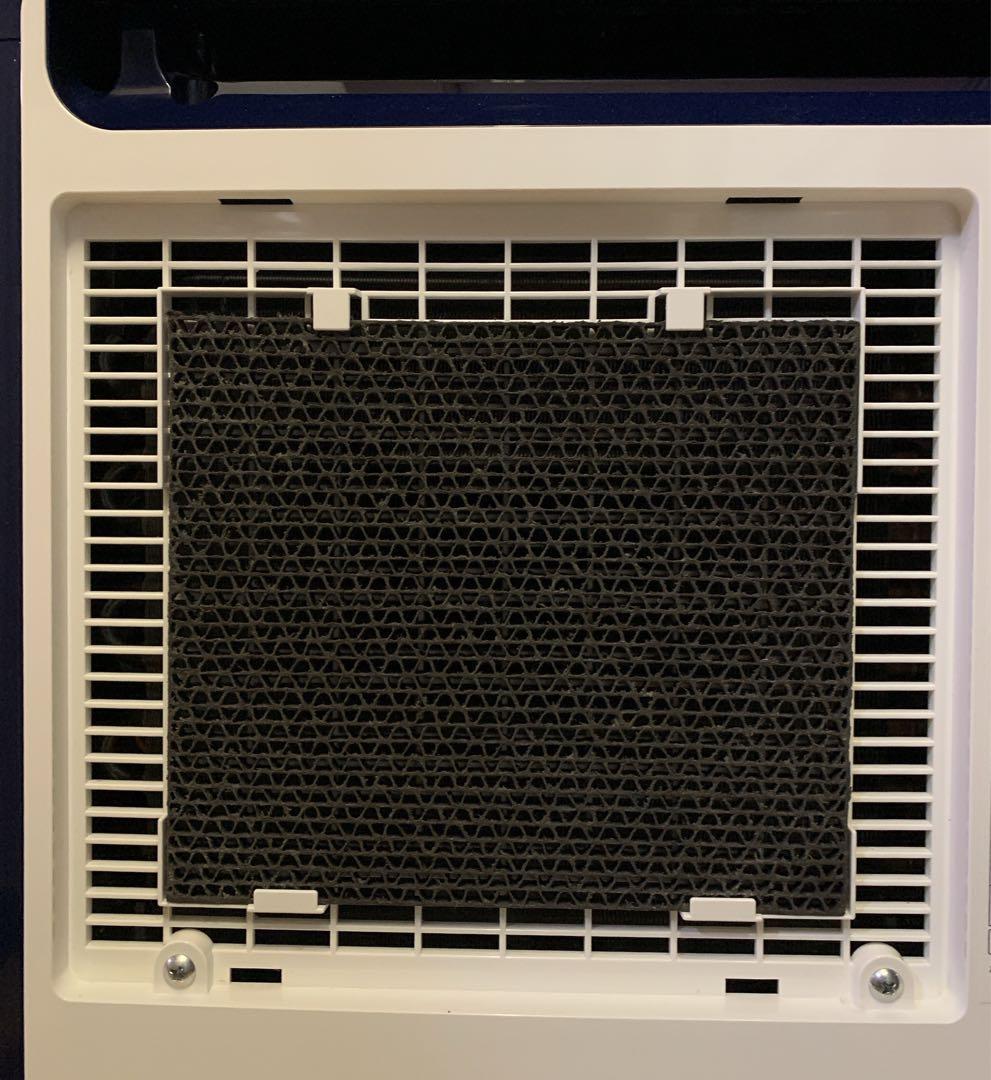 コーン☆　CORONA 衣類乾燥除湿機 コンプレッサー式 CD-H1018