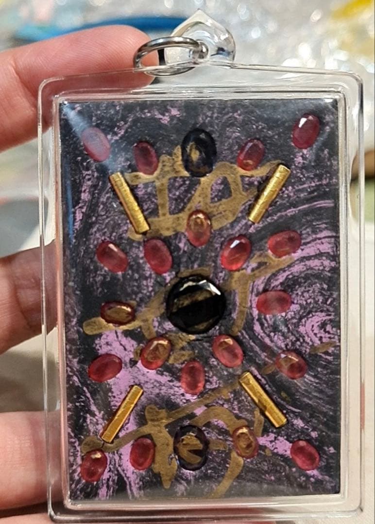 【限定1】レア 蝶幸運を祈るペンダント魅力、愛情、強い力、幸運 プラクルアン