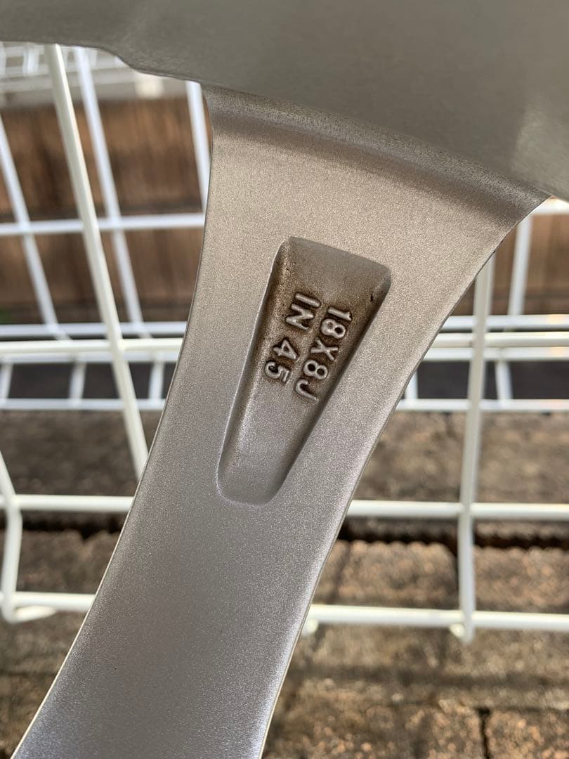 g*様 ブリヂストン 18インチ ホイールセット