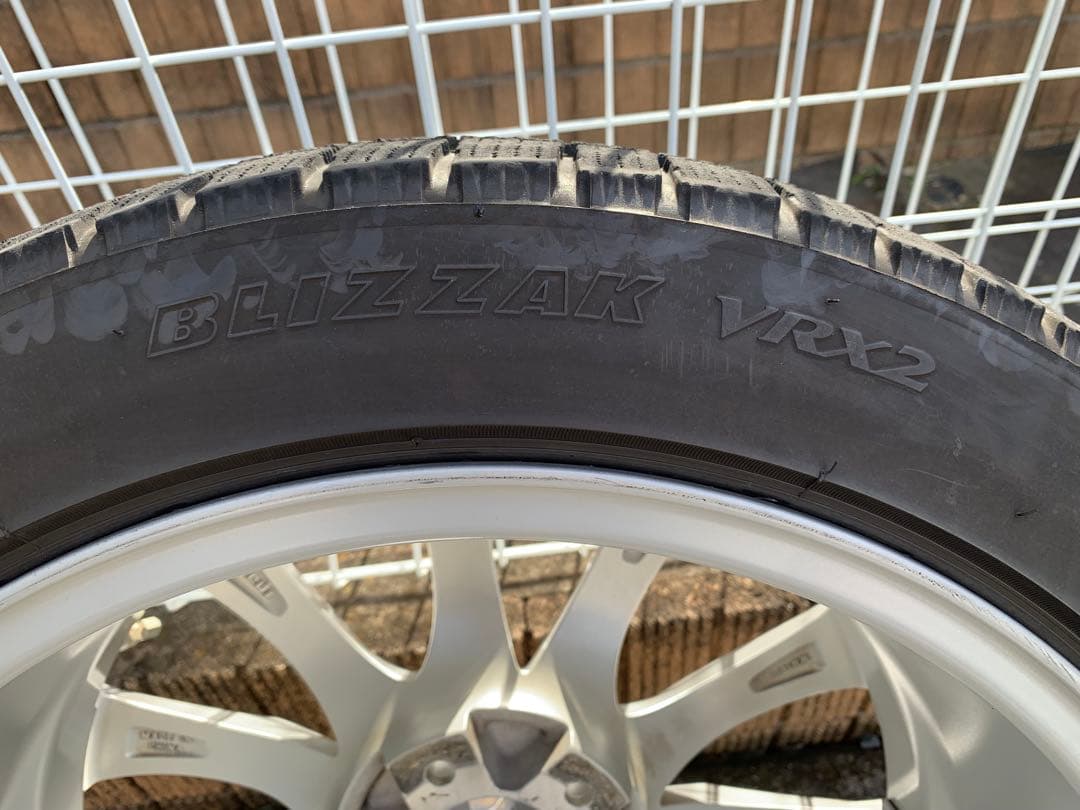 g*様 ブリヂストン 18インチ ホイールセット