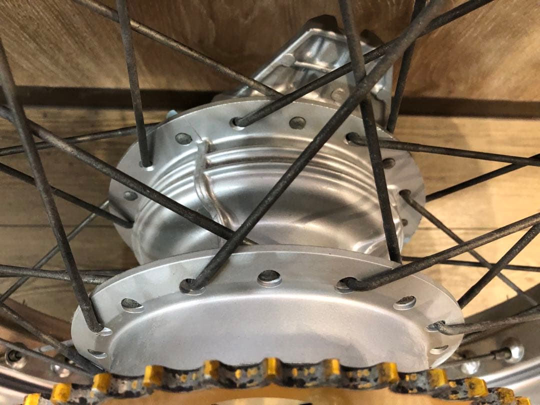 ホンダFTR223D純正リアホイールタイヤ付き⭐︎